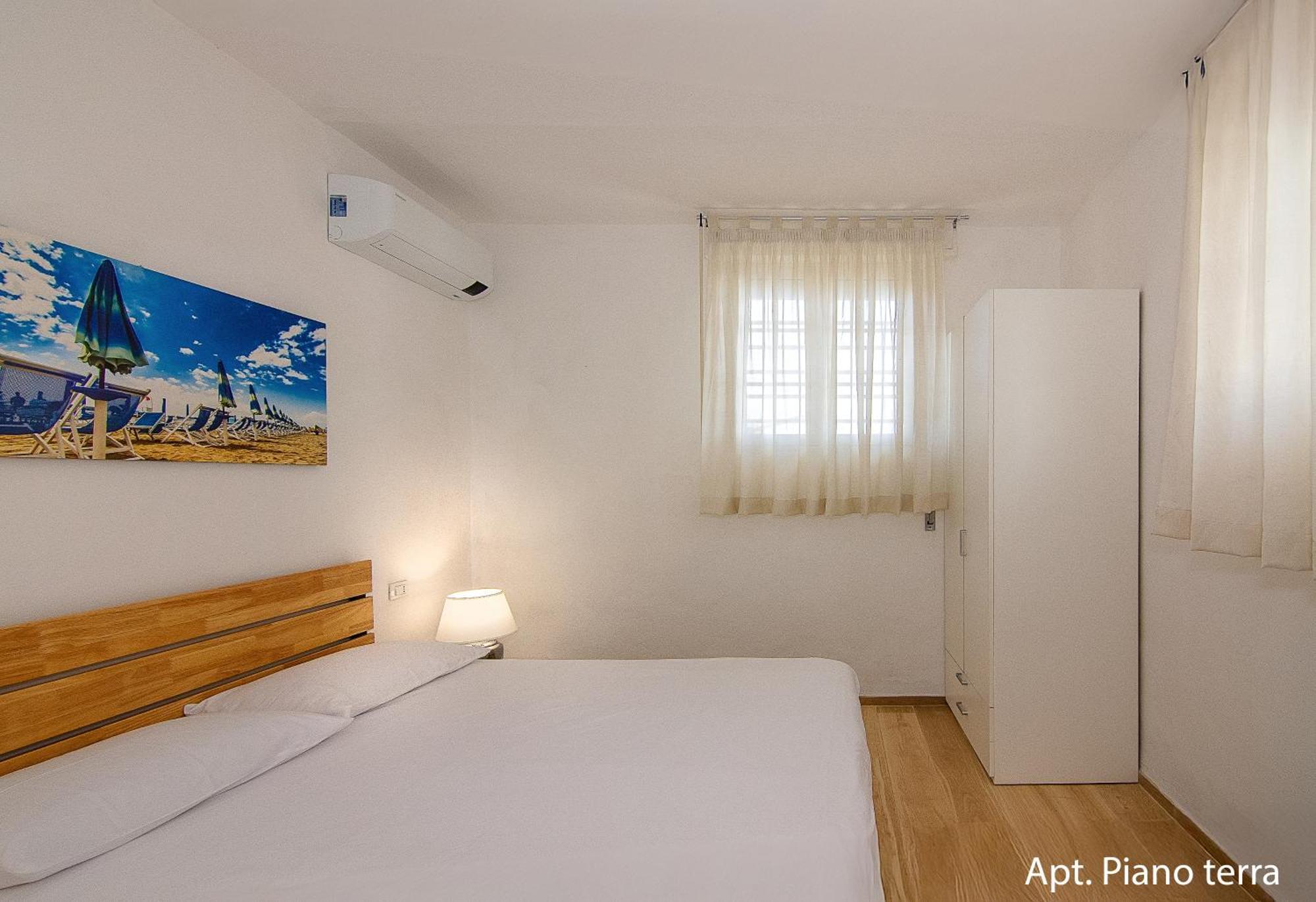 Amamare Apartments Виареджо Екстериор снимка