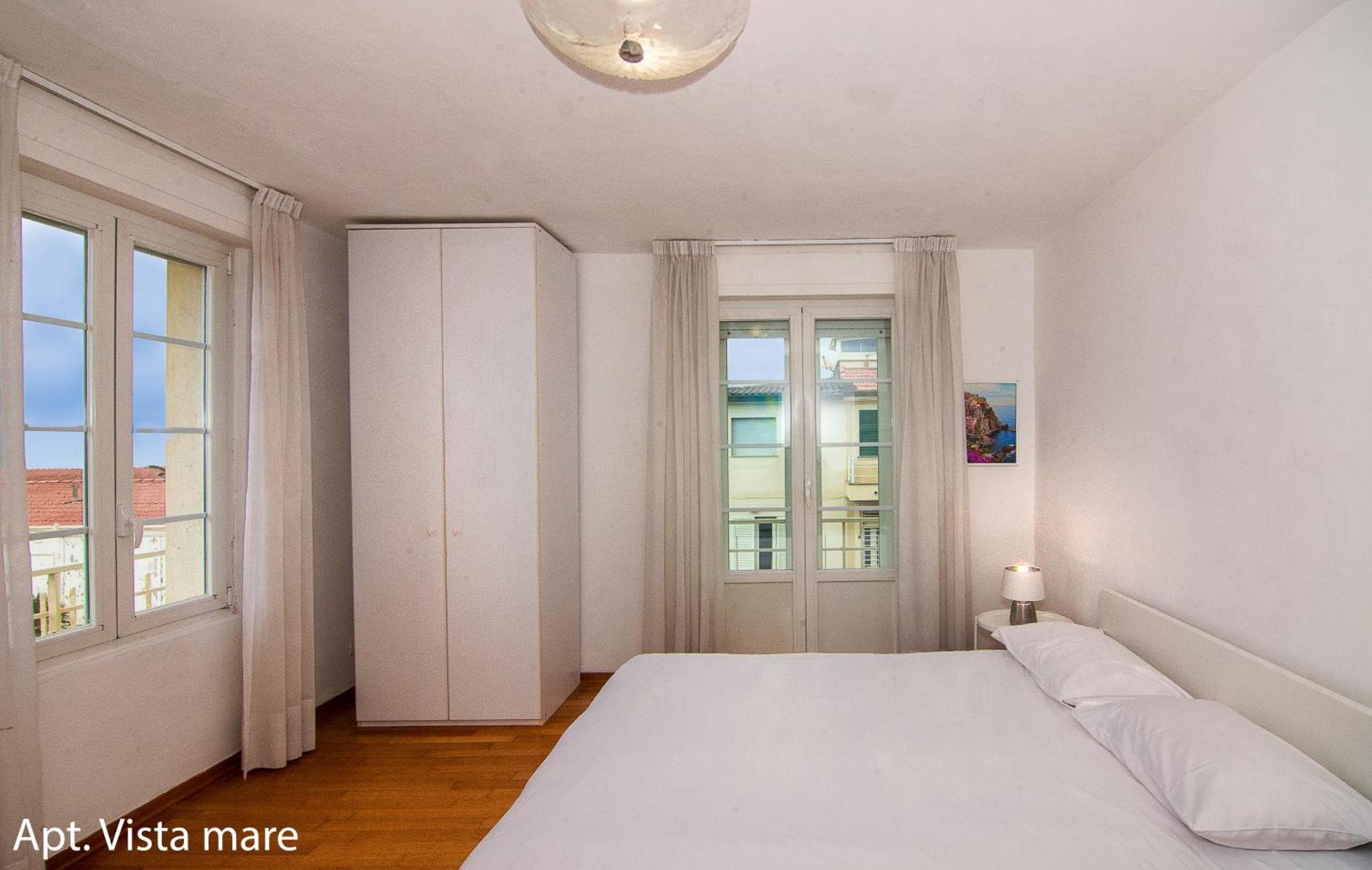 Amamare Apartments Виареджо Екстериор снимка